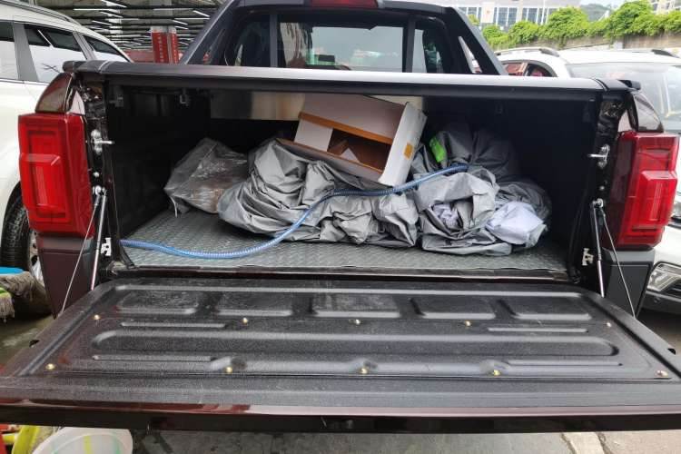 Used JMC Yuhu 9 2022 2.0T Automatic Diesel 4x4 Ultimate Edition