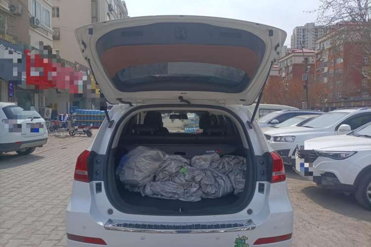 Used Haval H2 2018 Red-Label 1.5T Dual-Clutch Two-Wheel-Drive Luxury Model
