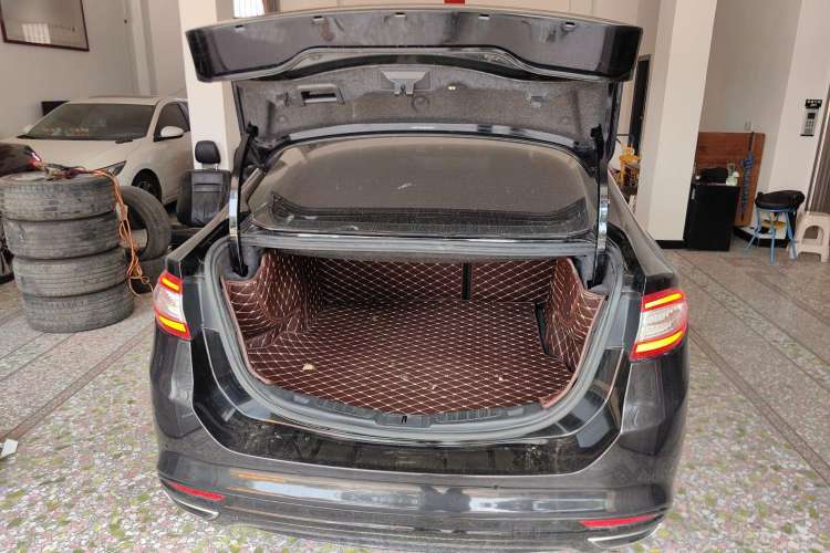 Used Ford Mondeo 2013 2.0L GTDi240 Flagship Edition
