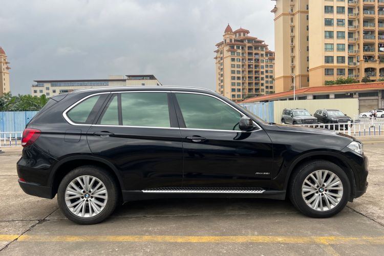 Used BMW X5 2014 xDrive35i Luxury Model
