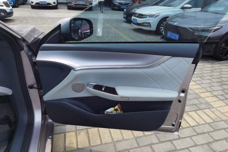 Used  A07 2023 Range-Extended 200 Max