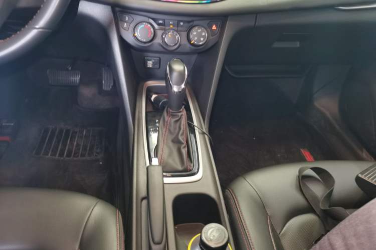 Used Chevrolet Monza 2019 Redline 320T Dual-Clutch Sporty Version China VI Standard
