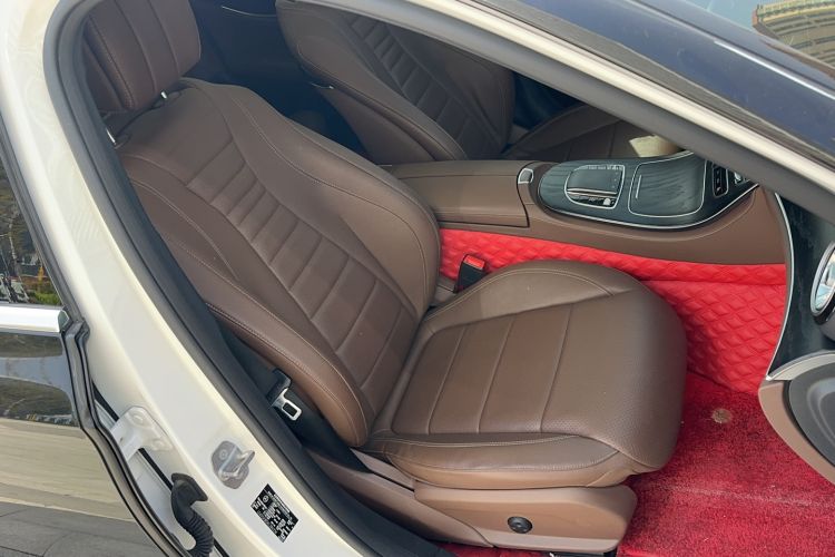 Used Mercedes-Benz E-Class 2019 E 300 L Sporty and Stylish Model
