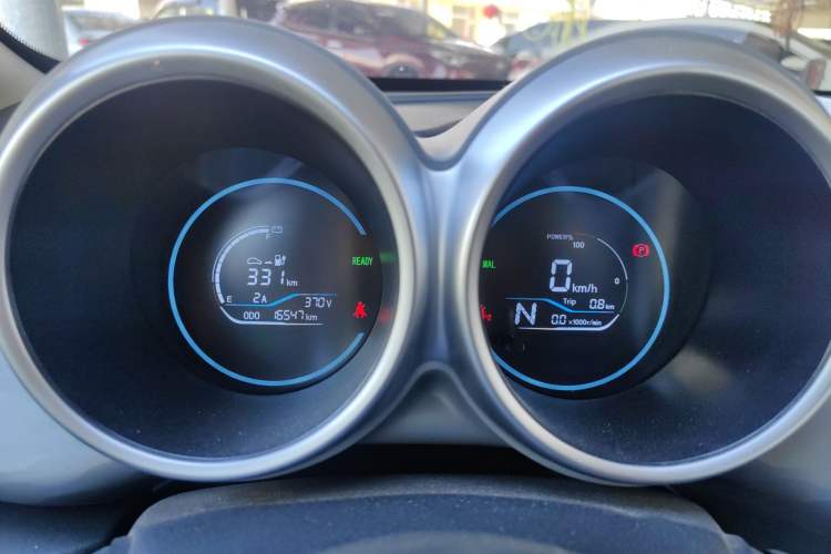 Used ORA Black Cat 2019 351 km Family Edition
