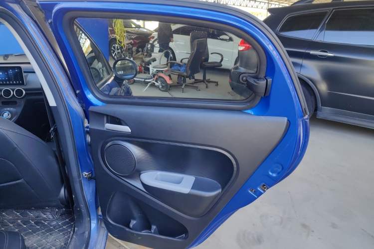 Used ORA Black Cat 2019 351 km Family Edition
