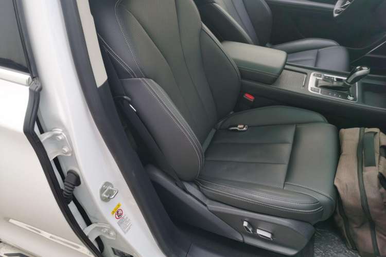 Used BYD Tang 2018 2.0T Automatic SmartConnect Prestige 7-Seater China V Standard