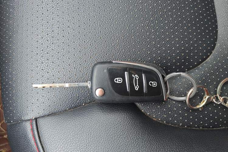 Used Chery Arrizo 5 2016 1.5L CVT Trendsetting Edition
