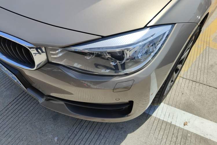 Used BMW 3 Series GT 2016 320i Fashion Model
