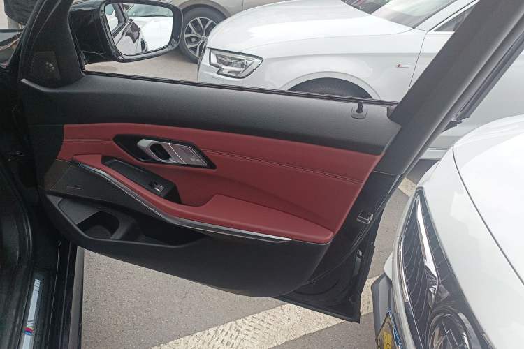 Used BMW 3 Series 2022 325Li M Sport Night Edition Package
