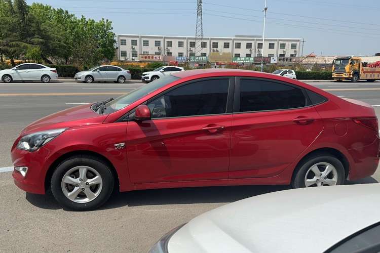 Used Hyundai Verna 2014 1.4L Automatic Smart GLS

