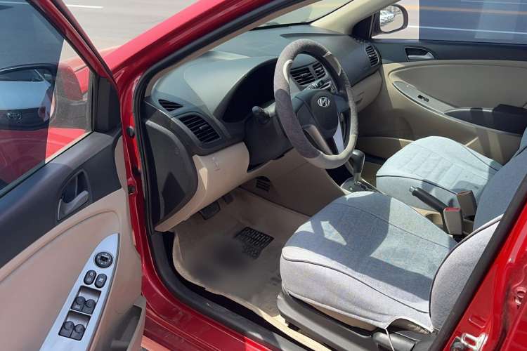 Used Hyundai Verna 2014 1.4L Automatic Smart GLS
