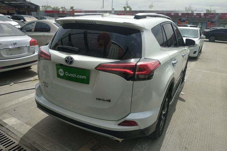 Used Toyota RAV4 2019 2.0L CVT Two-Wheel Drive Pioneer Edition China V Standard