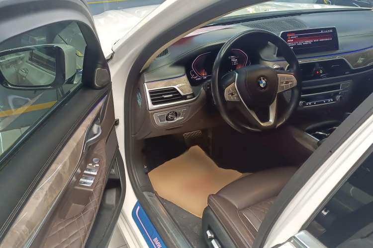 Used BMW 7 Series 2019 Restyled 740Li Leading Luxury Package
