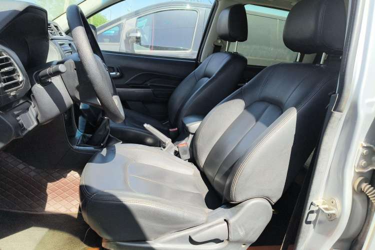 Used Great Wall Wingle 5 2017 2.4L European-spec Gasoline 2WD Navigation Model Big Double Cab – 4G69S4N
