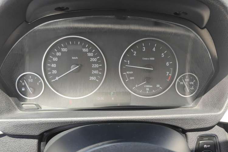 Used BMW 3 Series GT 2016 320i Fashion Model
