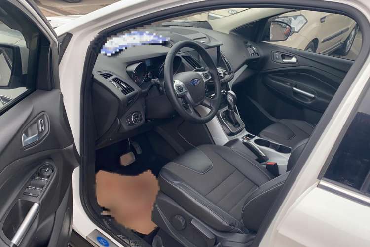 Used Ford Kuga 2013 1.6L GTDi Two-Wheel-Drive Trend Model
