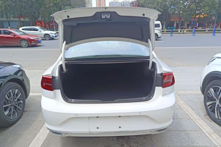 Used Volkswagen Lamando 2019 280TSI DSG Comfort Edition China V Standard
