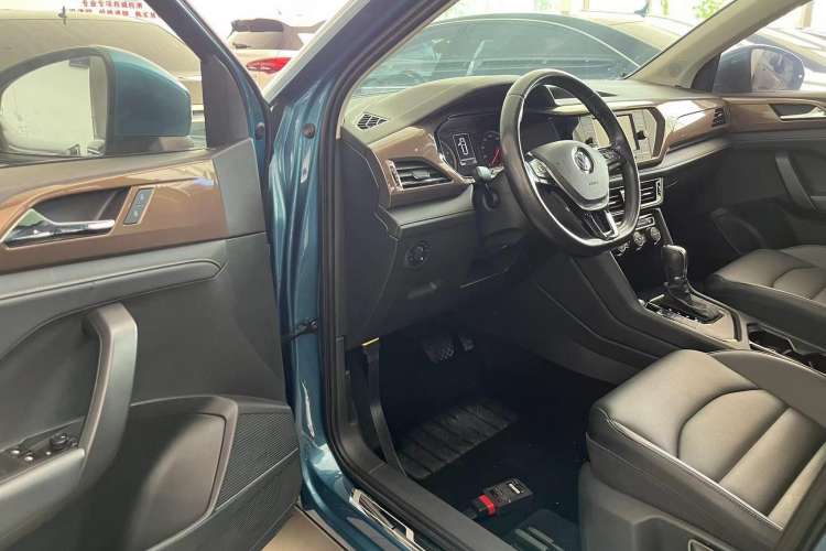 Used Volkswagen Tharu 2020 280TSI Two-Wheel Drive Comfort Edition China VI Standard
