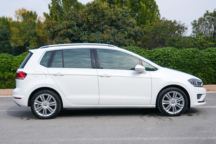 Used Volkswagen Golf Sportsvan 2018 230TSI Automatic Luxury Model
