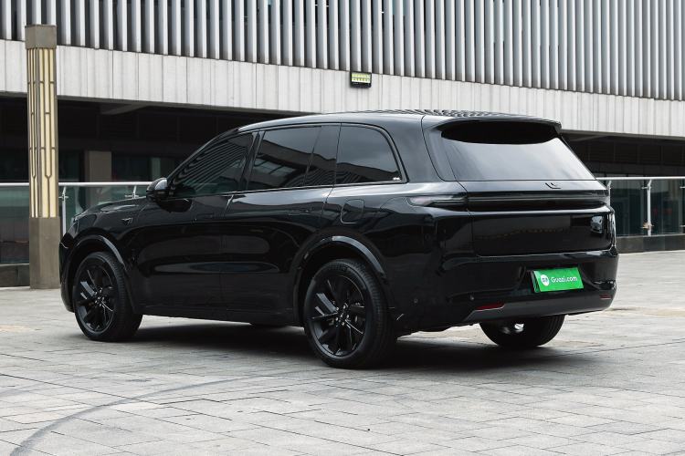 Used Li Auto L8 2023 Pro Model
