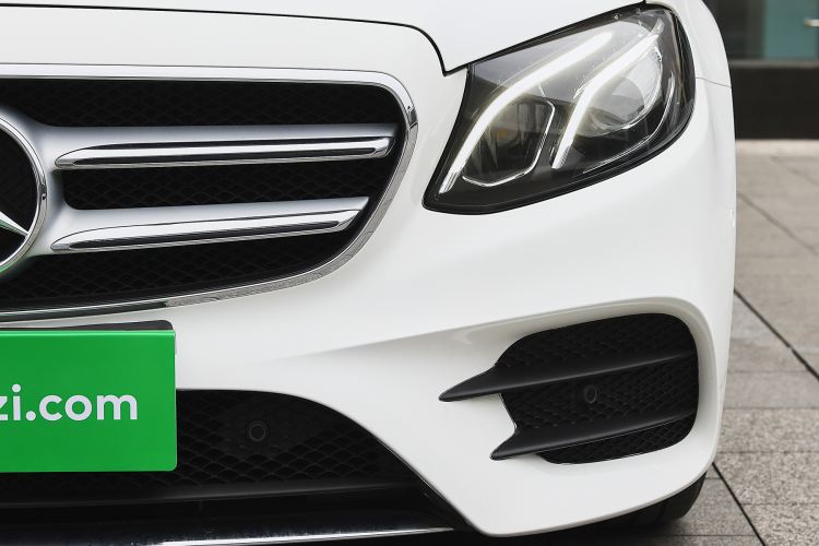 Used Mercedes-Benz E-Class 2017 E 300 L Sporty and Stylish Model
