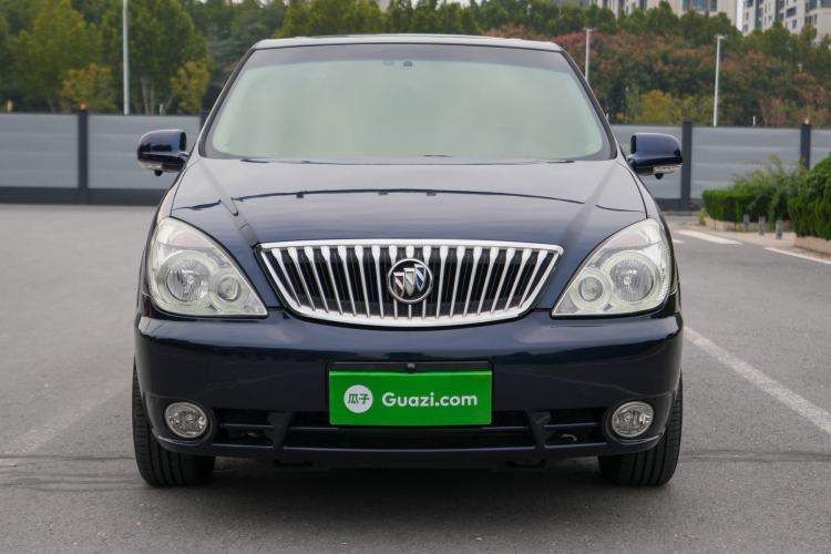 Used Buick GL8 2013 2.4L Executive Edition
