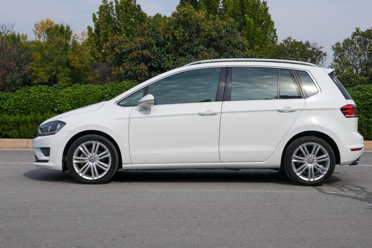 Used Volkswagen Golf Sportsvan 2018 230TSI Automatic Luxury Model
