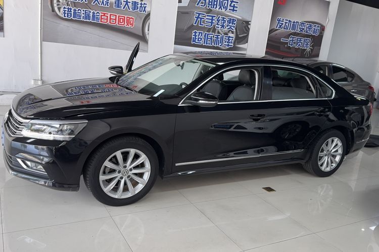 Used Volkswagen Passat 2017 330TSI DSG Luxury Edition
