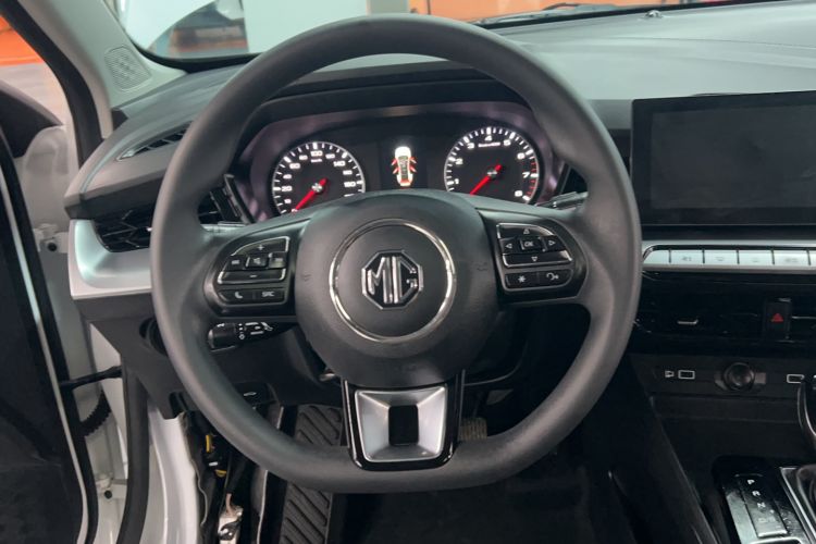 Used MG 5 2023 180 DVVT CVT Fashion Edition
