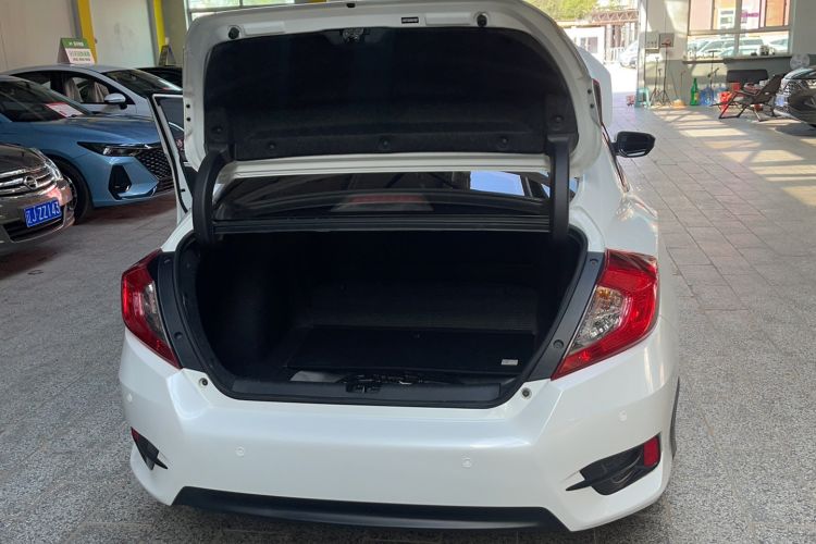 Used Honda Civic 2016 180TURBO CVT Comfort Version
