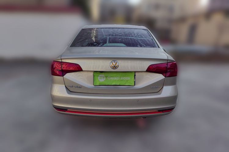 Used Volkswagen Bora 2017 1.6L Automatic Fashion Model