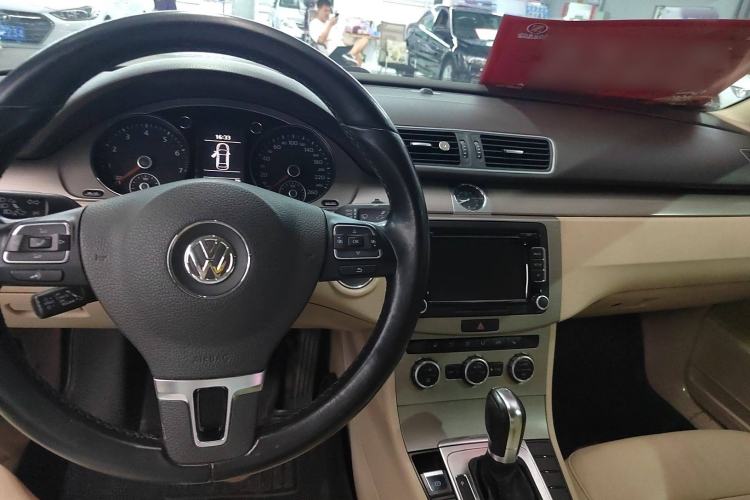 Used Volkswagen Magotan 2013 1.8TSI Luxury Model
