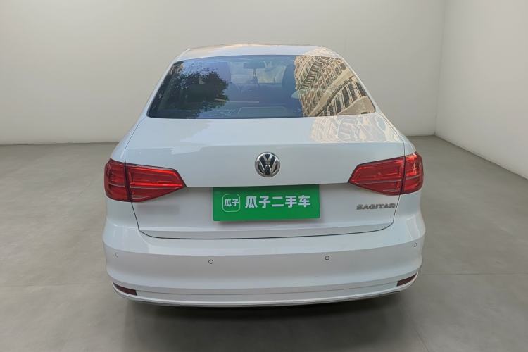 Used Volkswagen Sagitar 2015 1.6L Manual Comfort Model