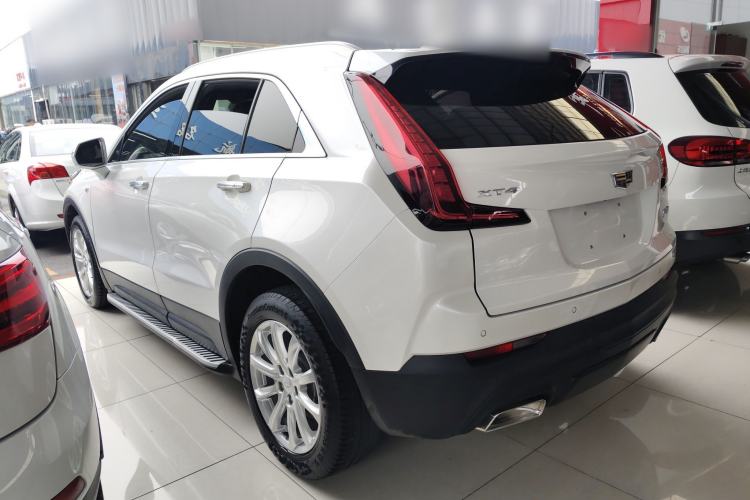 Used Cadillac XT4 2018 28T Two-Wheel Drive Tech Version

