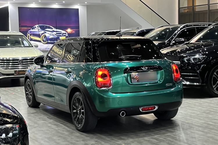Used  MINI 2016 1.5T COOPER Five-Door Edition
