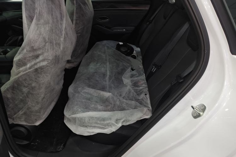 Used BYD Qin L 2025 DM-i Smart Drive 80KM Leading Model
