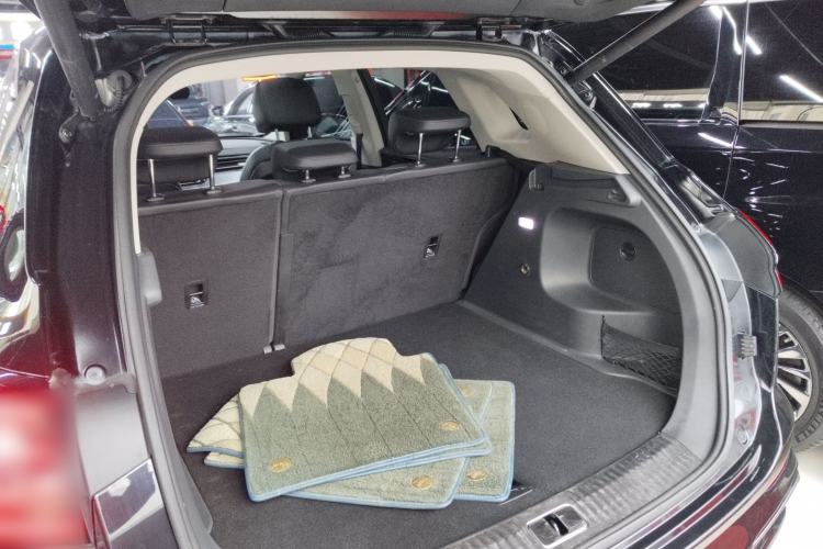 Used Hongqi HS5 2023 2.0T Qixiang Pro Edition