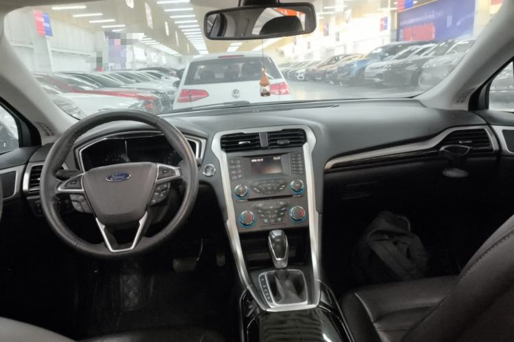 Used Ford Mondeo 2013 2.0L GTDi 200 Fashion Edition
