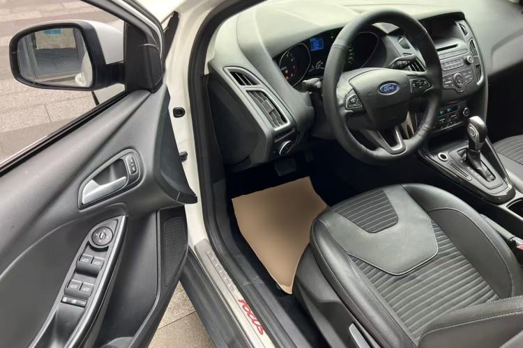 Used Ford Focus 2015 Sedan 1.6L Automatic Trend Model