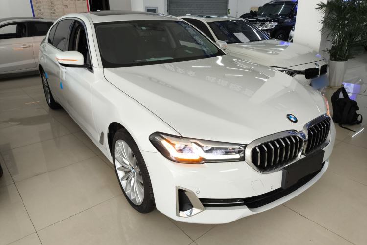 Used BMW 5 Series 2022 Second Facelift 530Li Luxury Edition Premium Package
