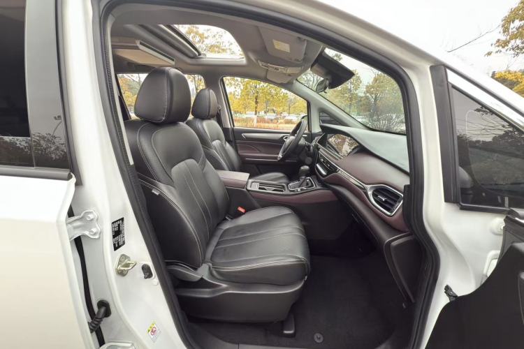 Used GAC Trumpchi M6 2021 PRO 270T Automatic Luxury Edition
