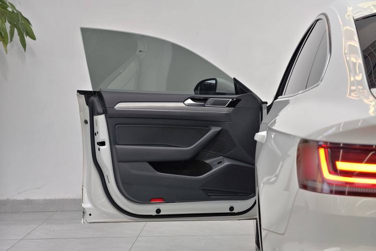 Used Volkswagen FAW-Volkswagen CC 2020 330TSI Glamour Edition China VI Standard
