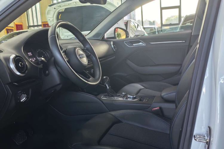 Used Audi A3 2018 30th Anniversary Edition Limousine 35 TFSI Fashion Model
