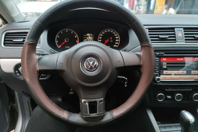 Used Volkswagen Sagitar 2014 Revised Version 1.6L Automatic Leading Edition