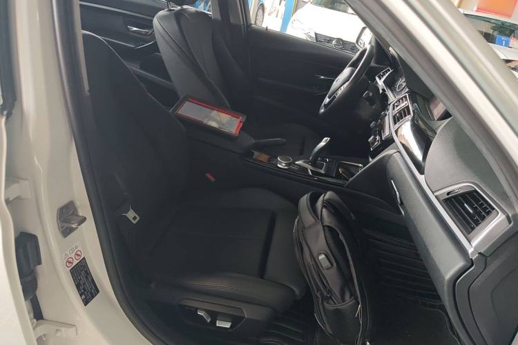 Used BMW 3 Series 2019 320Li Fashion Model
