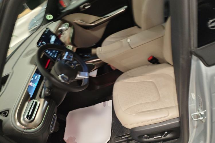 Used  #1 2024 Dynamic Luxury Edition
