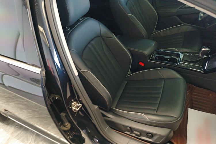 Used Volkswagen Passat 2022 330TSI Starry Elite Edition
