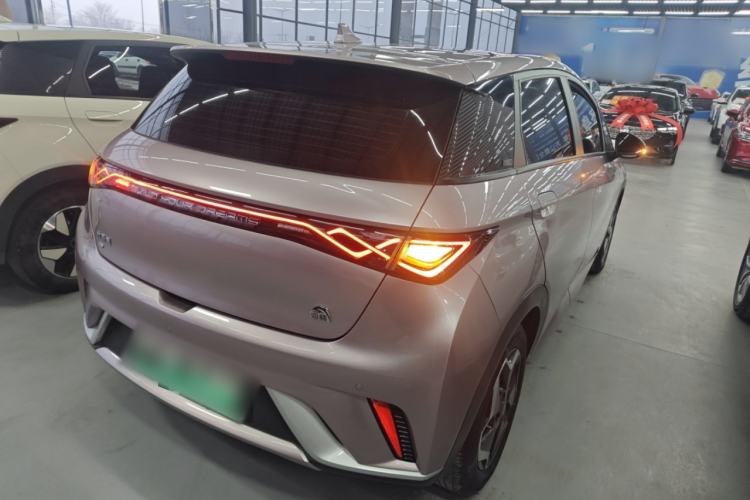 Used BYD Dolphin 2021 405 km Fashion Edition
