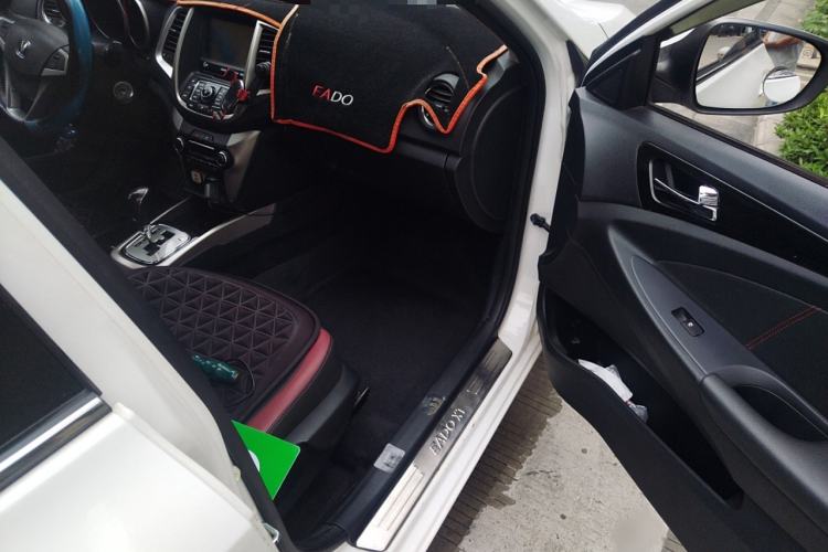 Used Changan Eado 2015 1.6L Automatic Junku Model China IV Standard
