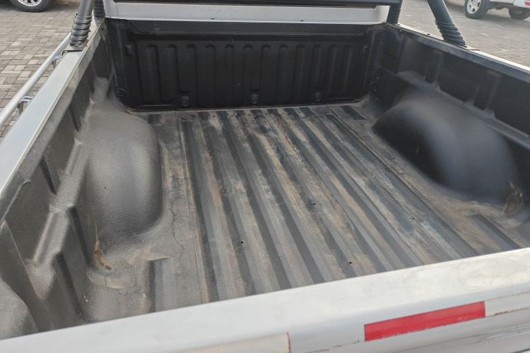 Used Great Wall Wingle 5 2017 2.0T European Version Diesel Two-Wheel Drive Elite Plus Big Double-Cab GW4D20D
